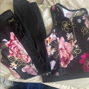 Girls leggings and top set
